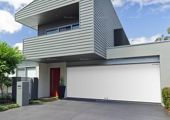 Секционные гаражные ворота Doorhan RSD01BIW-SC (3350х2115)