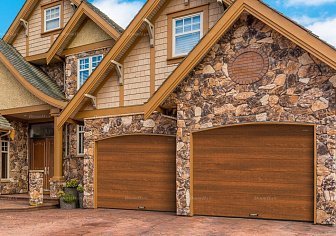 Гаражные ворота Doorhan RSD02 (4200х1800)